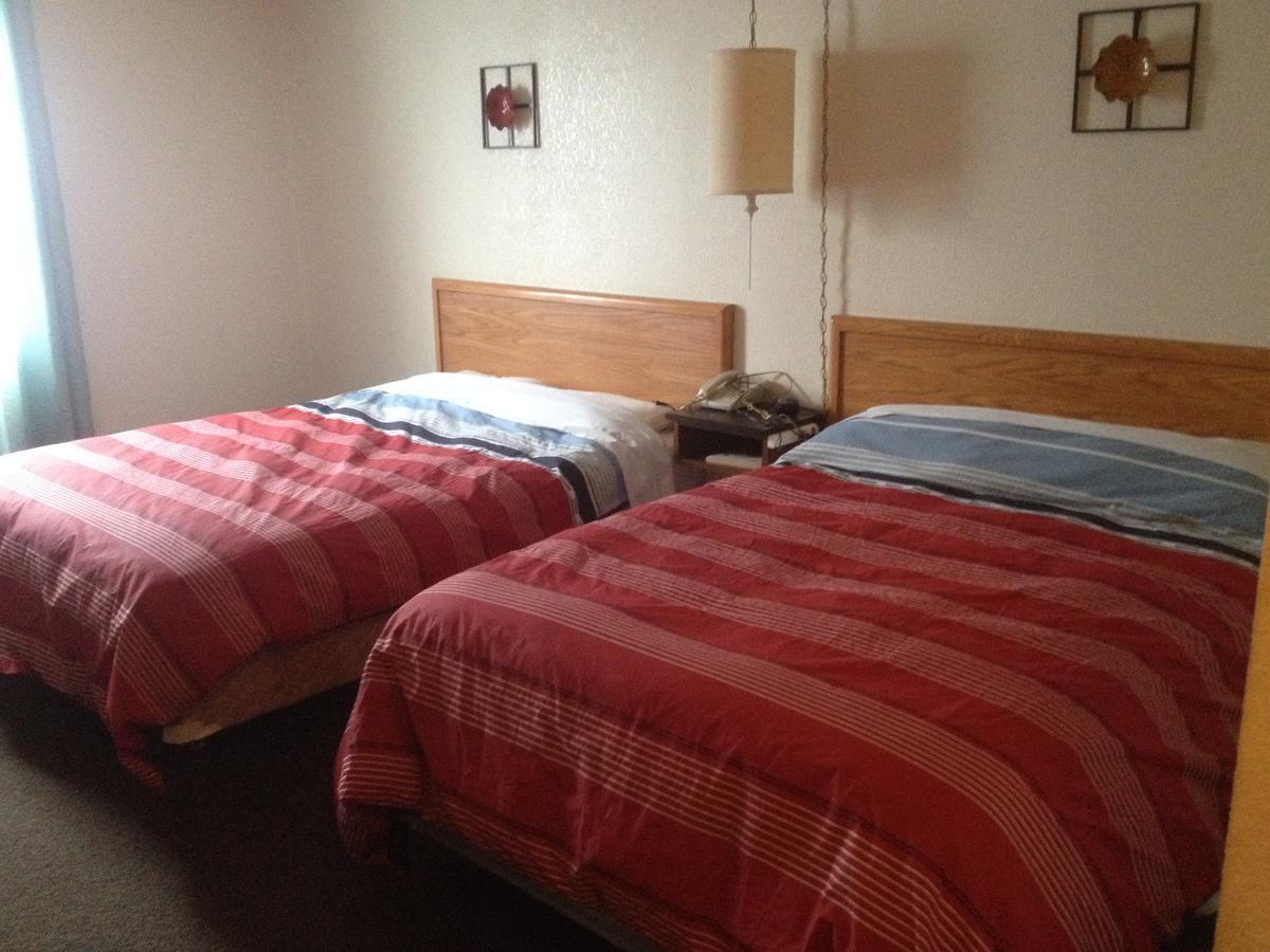 Classic Motor Inn Melville Esterno foto