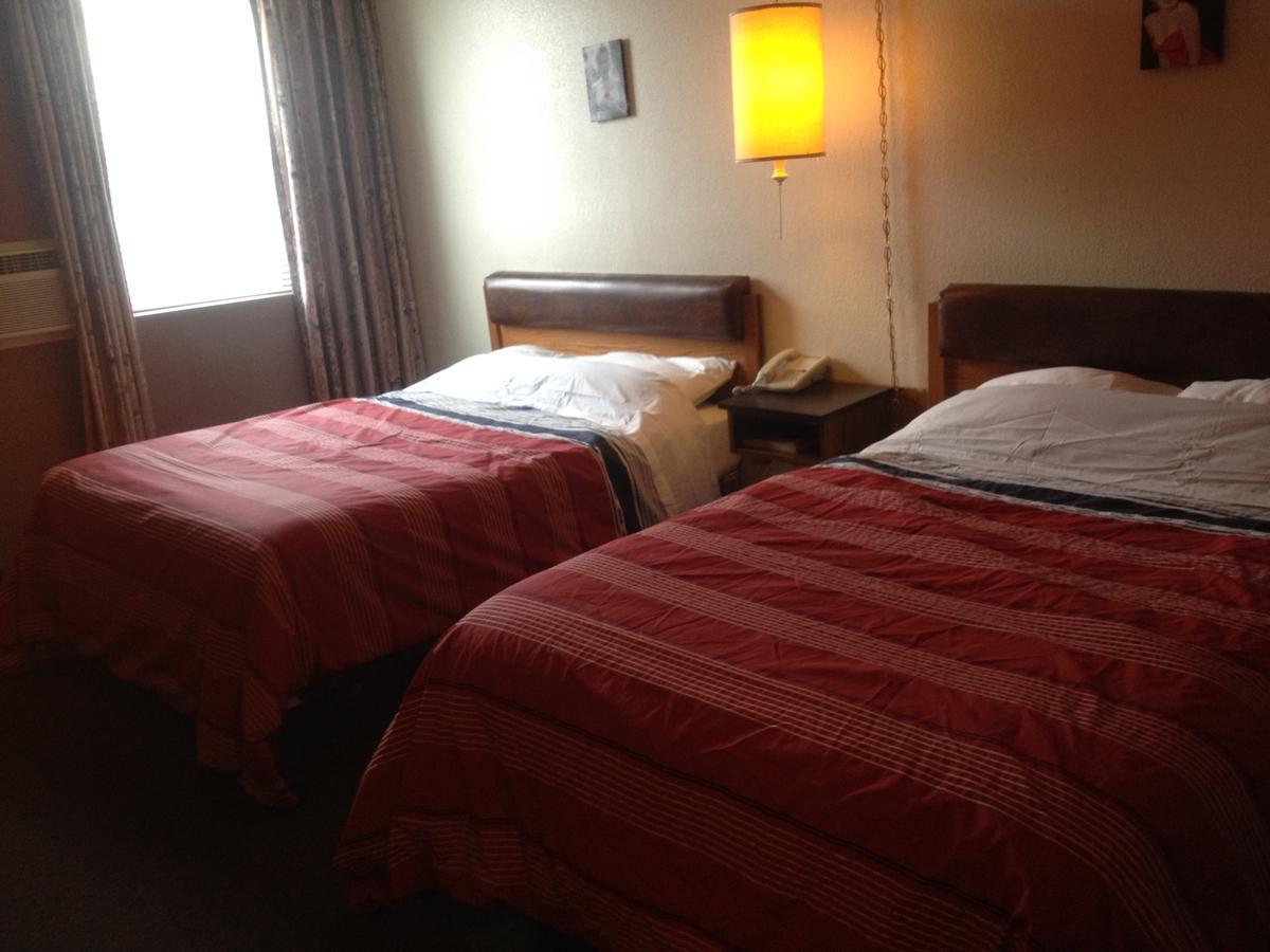 Classic Motor Inn Melville Esterno foto
